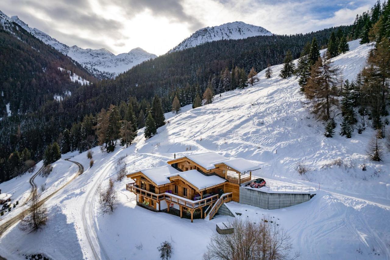 Chalet Flocon De Neige - Jacuzzi - Sauna La Tzoumaz Ngoại thất bức ảnh