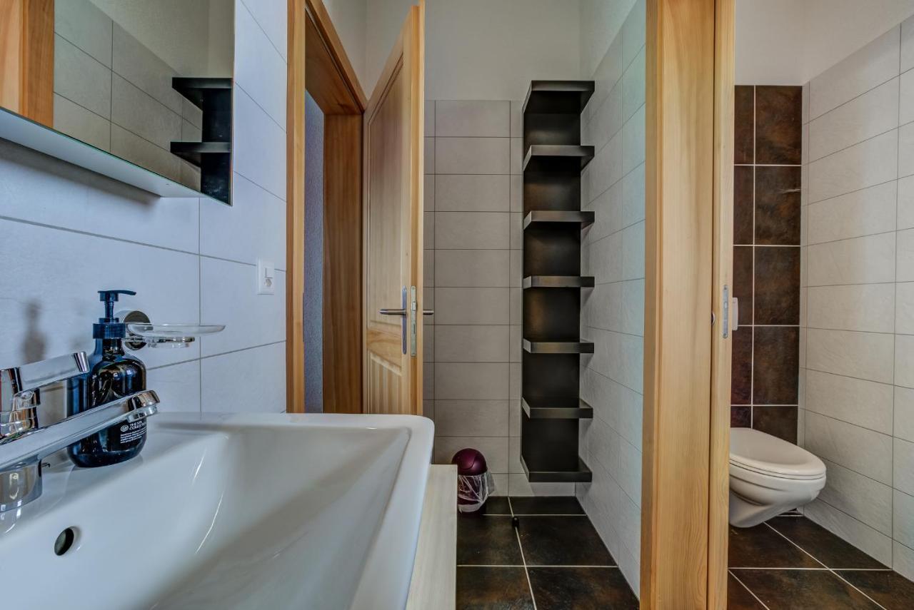 Chalet Flocon De Neige - Jacuzzi - Sauna La Tzoumaz Ngoại thất bức ảnh